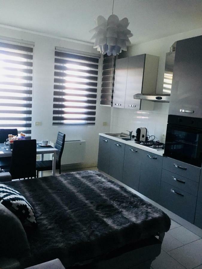 My Home Apartment ミーラ エクステリア 写真